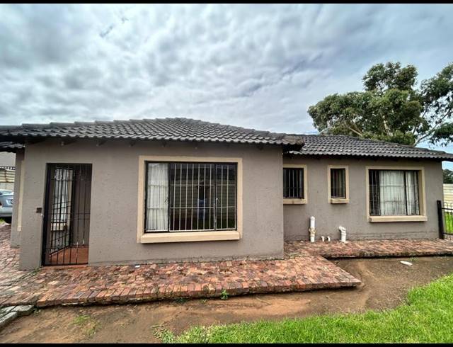 3 BEDROOM HOUSE FOR SALE IN STRUBENVALE